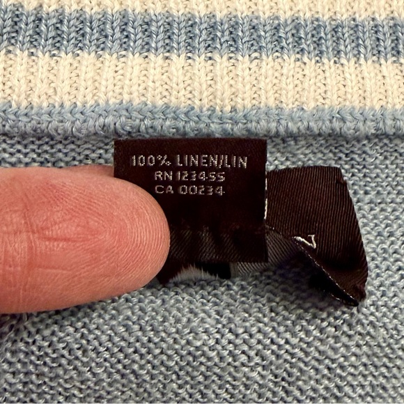 ⭐️ Unisex Black Brown 1826 Blue & White Striped Linen V-Neck Sweater - PTP 23 - Picture 5 of 6